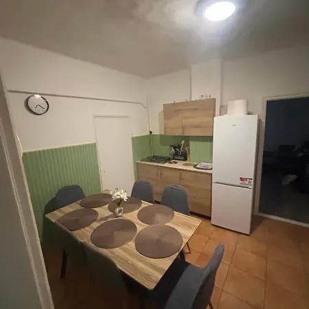 Poppy Corner Apartmán Tiszafüred